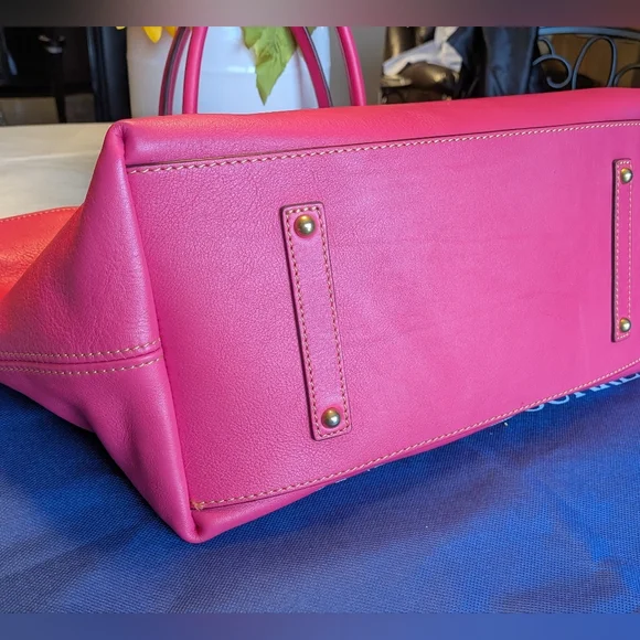Dooney & Bourke Medium Russel Florentine Leather Tote in FUSHIA - Like New - Picture 3 of 8